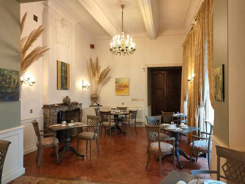 Maison - 746 m² - 15 pièces