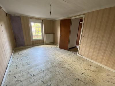 Maison - 97 m² - 5 pièces