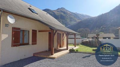 Maison - 111 m² - 4 pièces