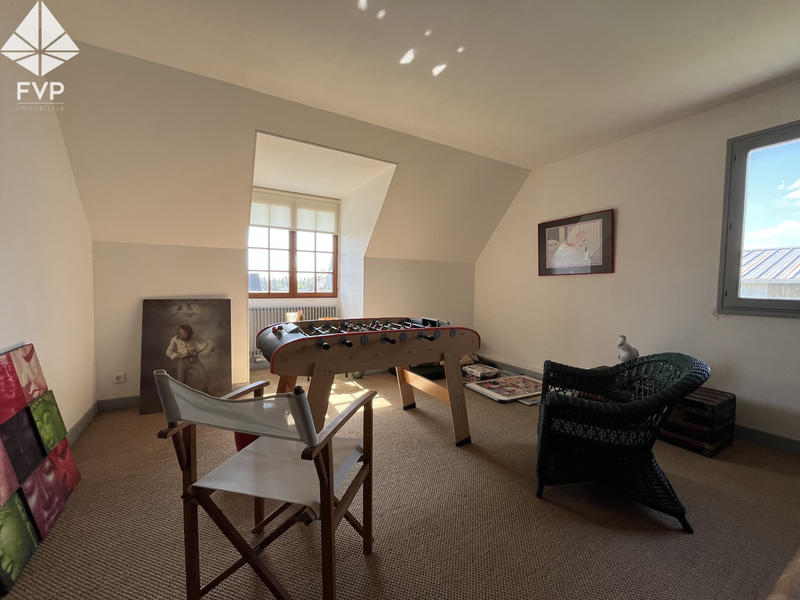 Maison - 194 m² - 7 pièces