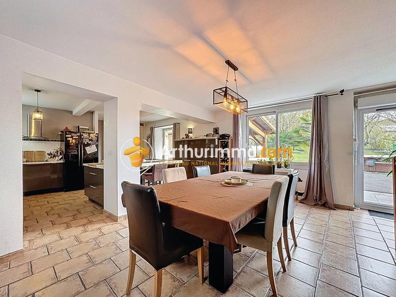 Maison - 135 m² - 6 pièces