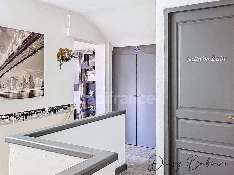 Appartement - 105 m² - 3 pièces