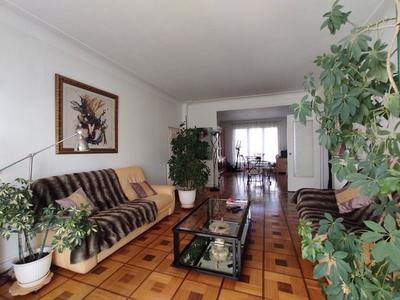 Appartement - 82 m² - 3 pièces