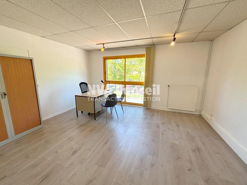 Bureau - 456 m²