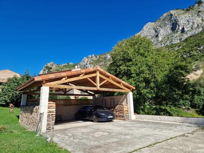 Maison - 190 m² - 8 pièces