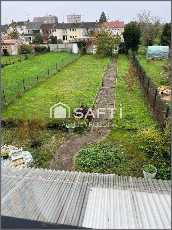 Maison - 99 m² - 4 pièces