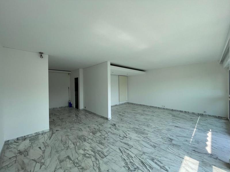 Appartement - 80 m² - 3 pièces