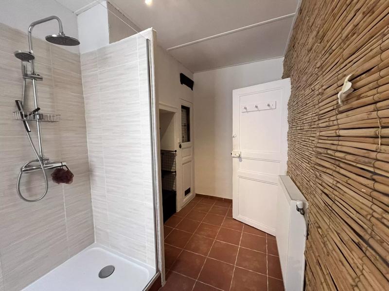 Appartement - 64 m² - 2 pièces