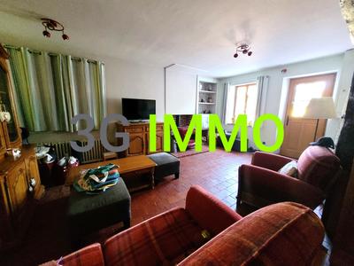 Villa - 124 m² - 6 pièces