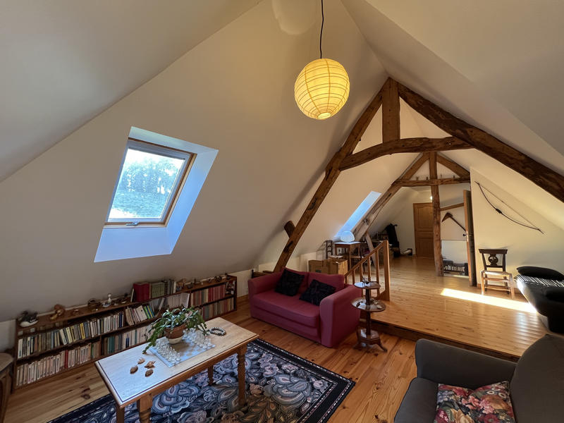 Maison - 235 m² - 8 pièces