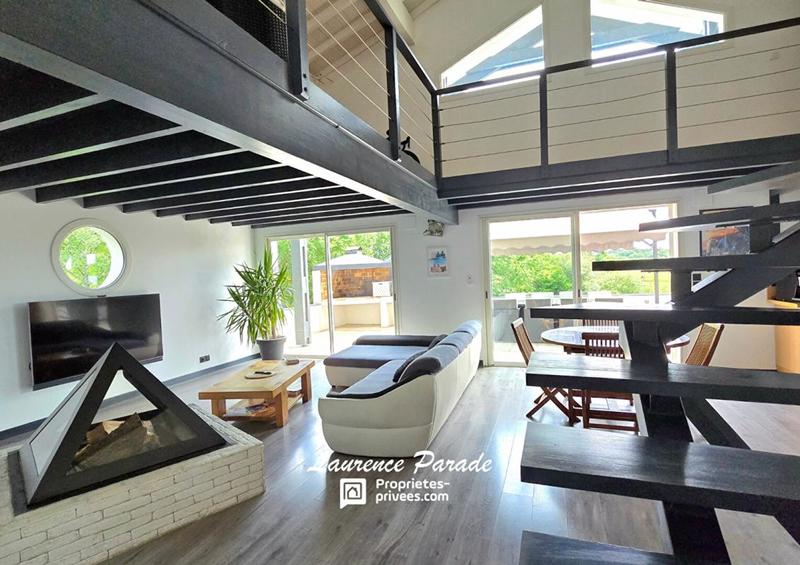 Maison - 175 m² - 5 pièces