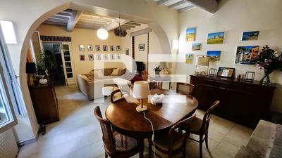 Maison - 170 m² - 8 pièces