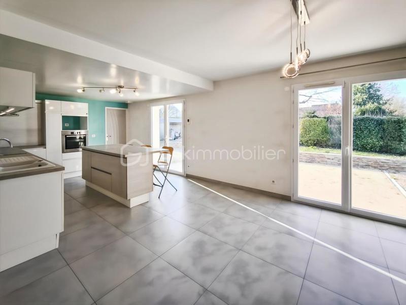 Maison traditionnelle - 152 m² - 6 pièces