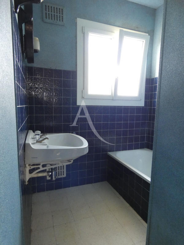 Maison - 87 m² - 5 pièces