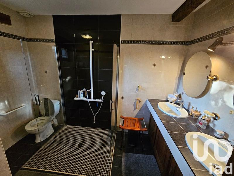 Maison - 282 m² - 8 pièces