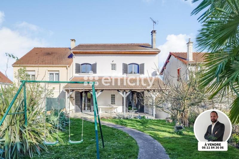 Pavillon - 120 m² - 5 pièces