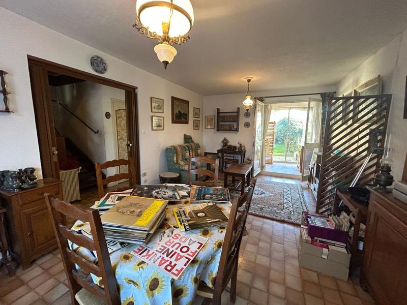 Maison - 138 m² - 5 pièces