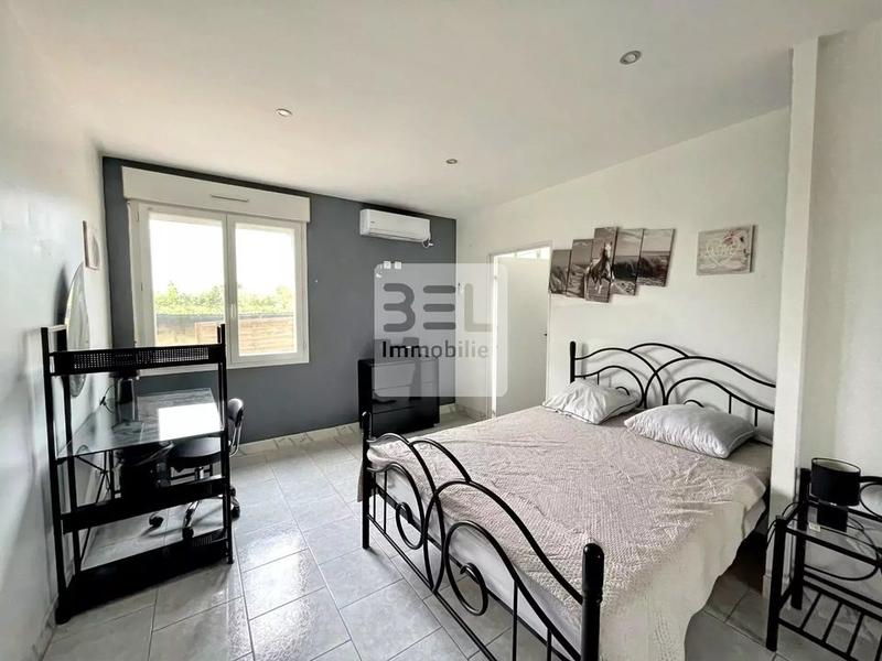 Maison - 273 m² - 11 pièces