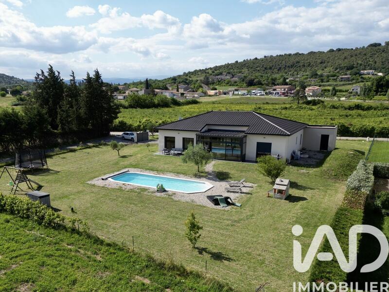 Maison - 182 m² - 5 pièces