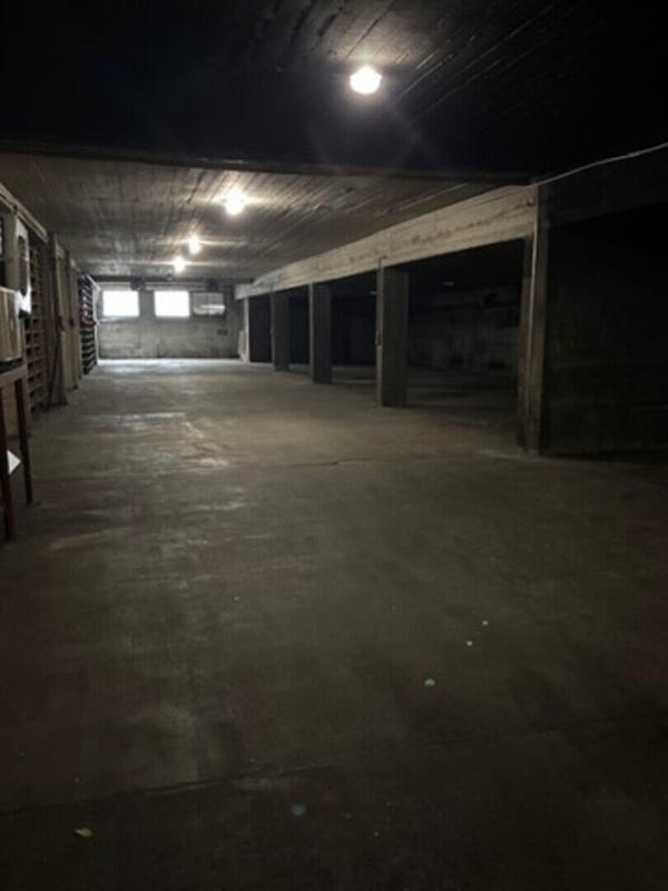 Local commercial - 760 m²