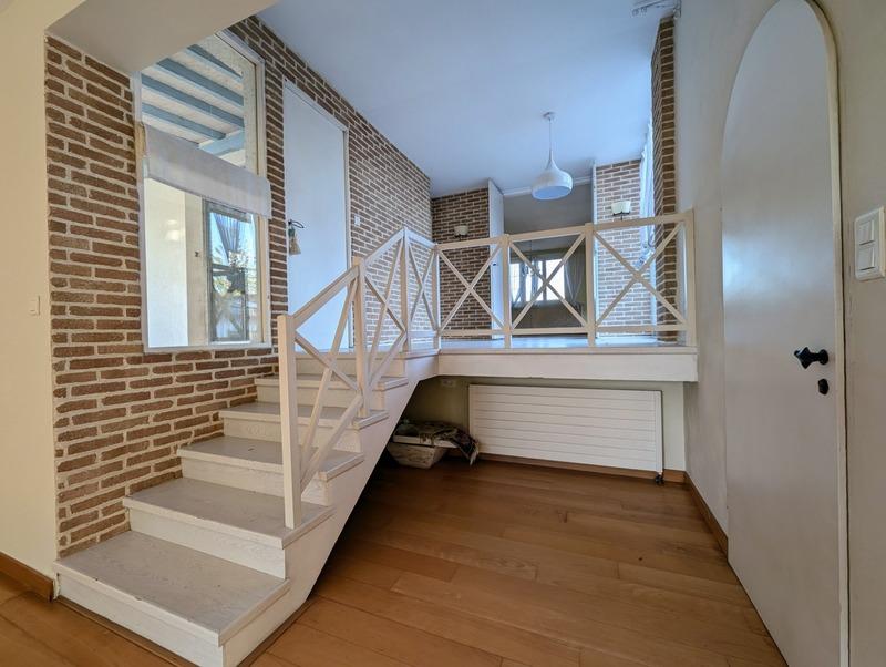 Maison - 180 m² - 6 pièces