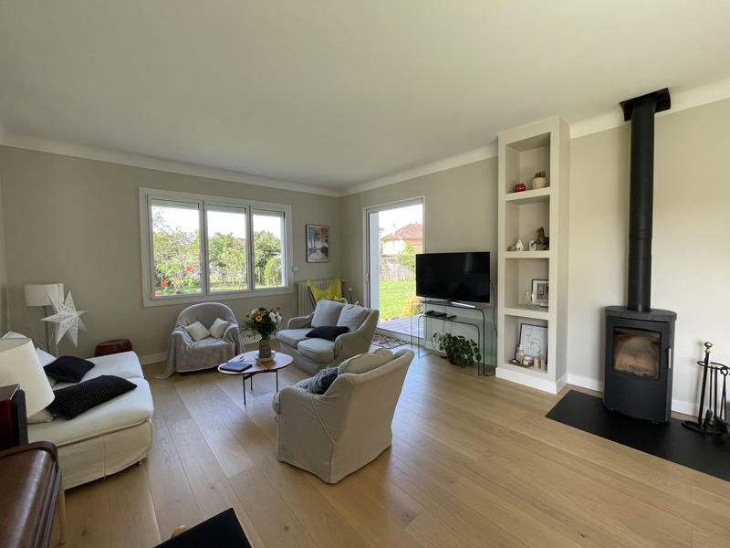 Maison - 183 m² - 7 pièces