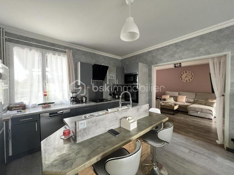 Propriété - 275 m² - 12 pièces