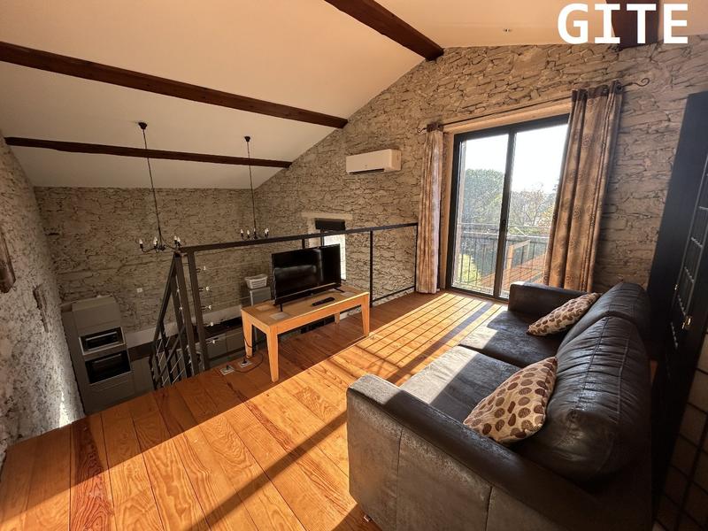 Maison - 405 m² - 13 pièces