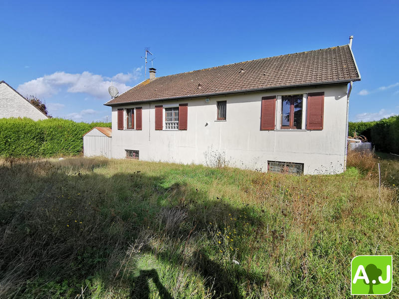 Maison - 90 m² - 5 pièces