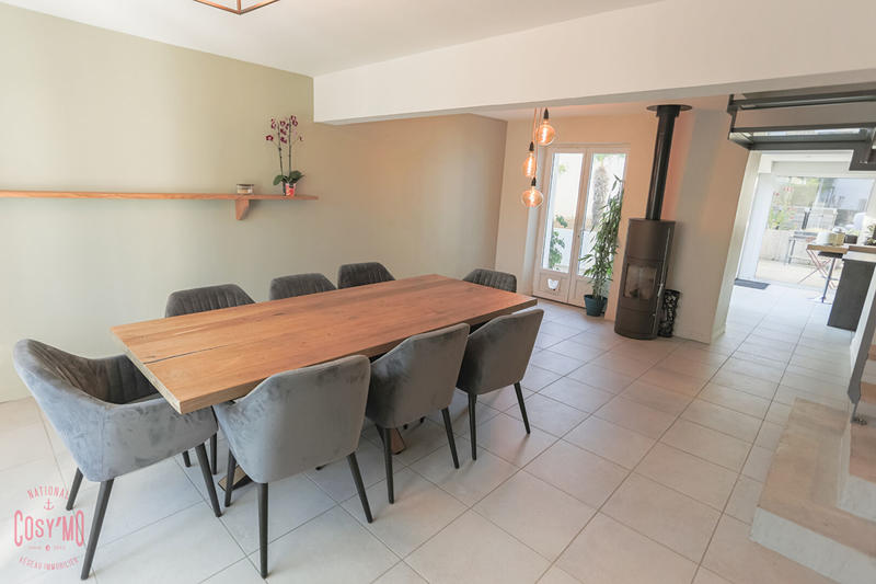 Maison - 144 m² - 5 pièces