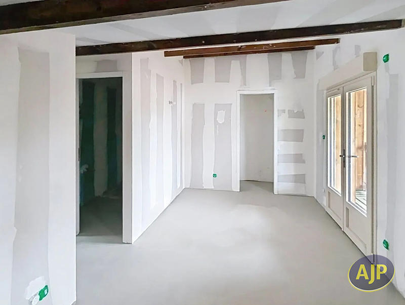 Maison - 141 m² - 6 pièces