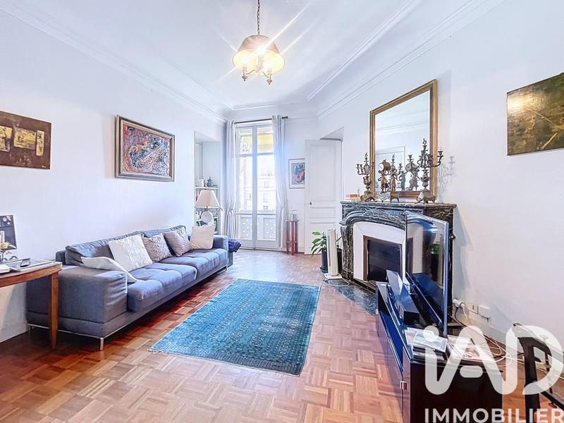 Appartement - 203 m² - 6 pièces