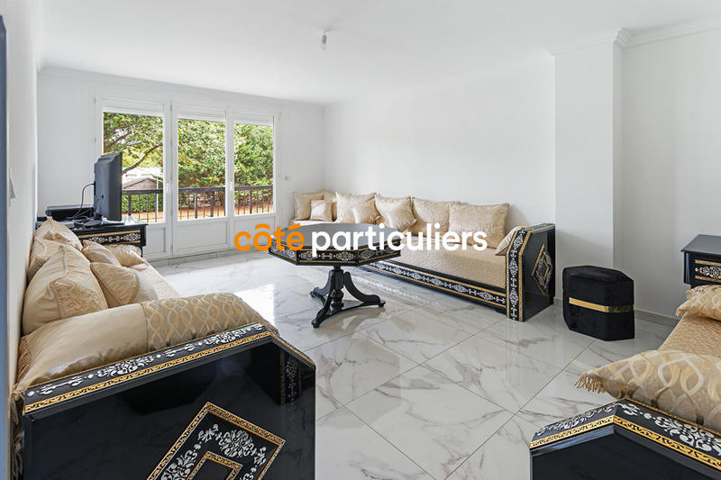 Appartement - 95 m² - 5 pièces