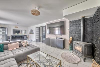 Maison - 162 m² - 7 pièces
