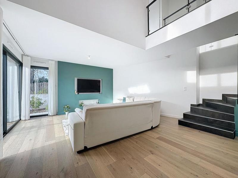 Maison - 147 m² - 5 pièces