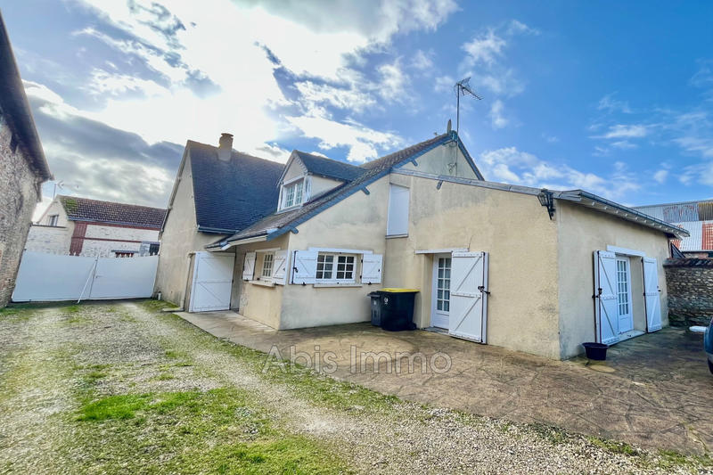 Maison - 135 m² - 6 pièces