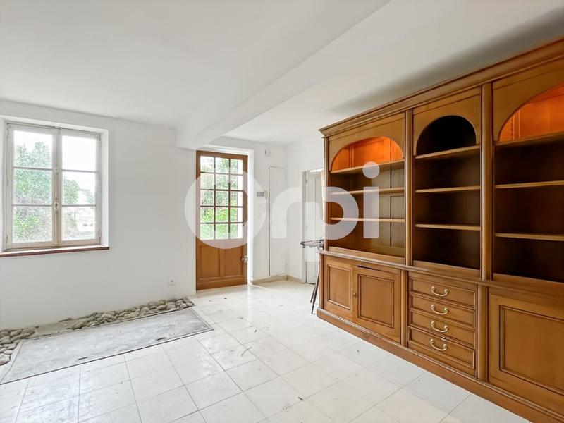 Maison - 150 m² - 4 pièces