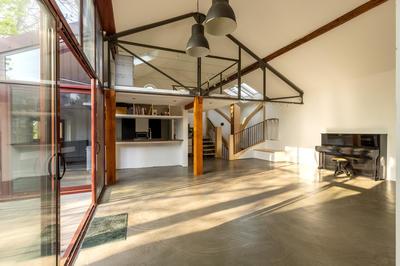 Loft - 268 m² - 8 pièces