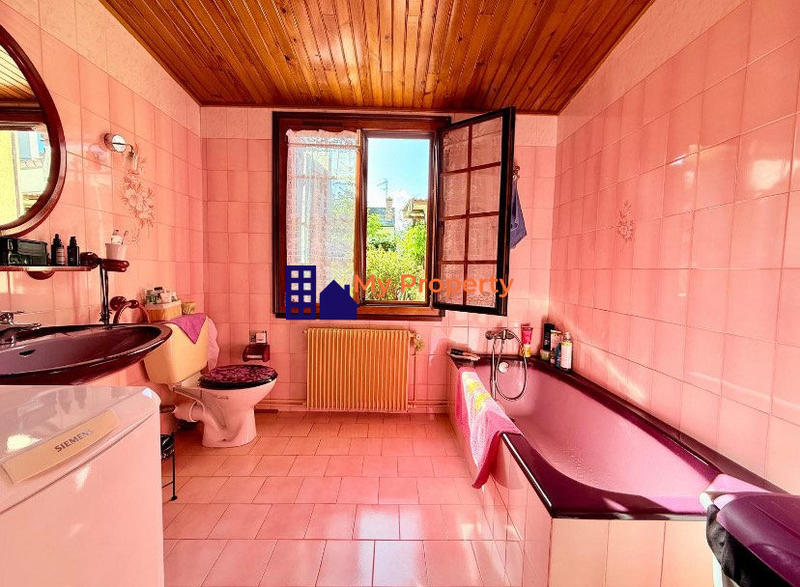 Maison - 75 m² - 5 pièces