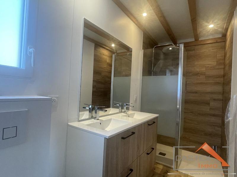 Maison - 102 m² - 4 pièces