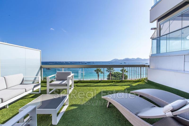 Appartement - 250 m² - 5 pièces