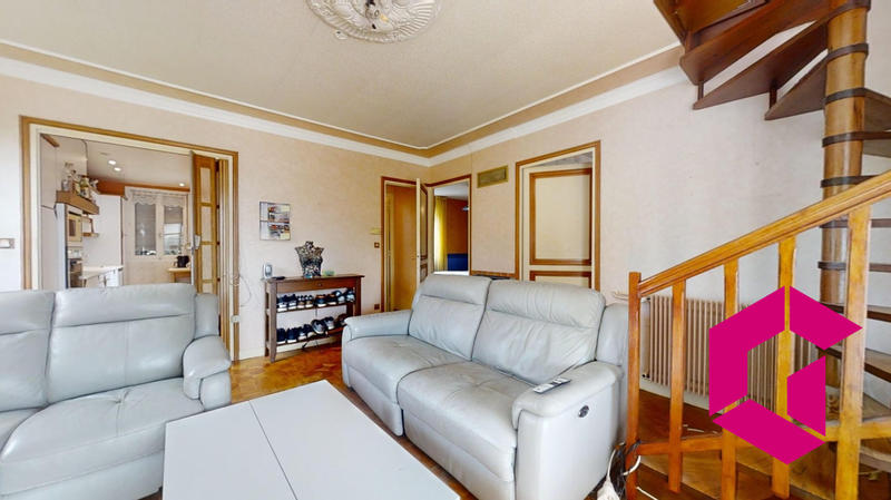 Villa - 99 m² - 5 pièces