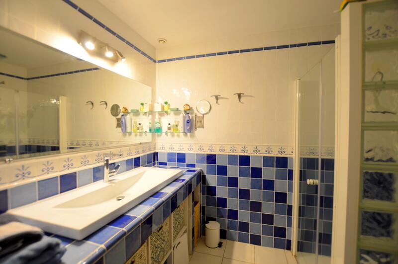 Villa - 200 m² - 9 pièces