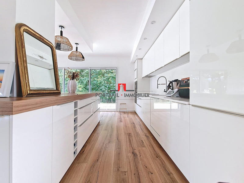 Villa - 193 m² - 5 pièces