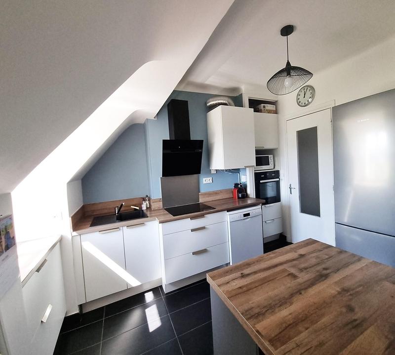 Appartement - 93 m² - 4 pièces