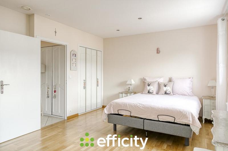 Maison - 153 m² - 5 pièces