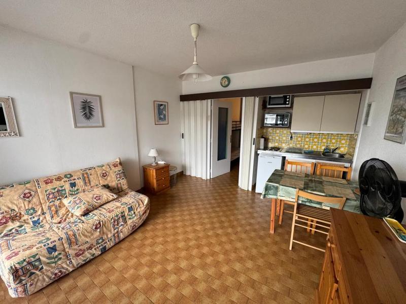 Studio - 25 m² - 1 pièce