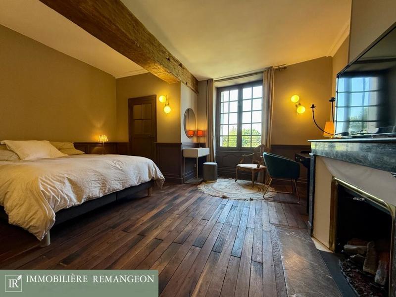 Maison de ville - 206 m² - 7 pièces