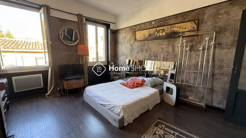 Appartement - 92 m² - 5 pièces