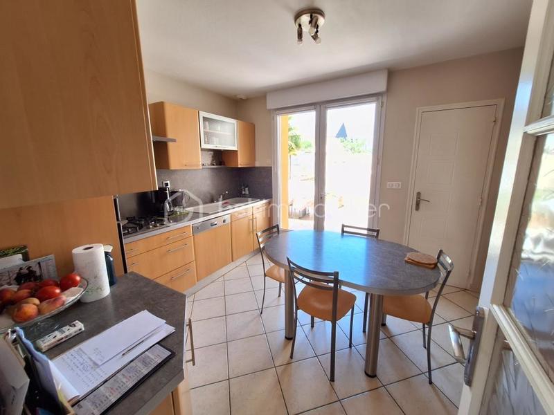 Maison traditionnelle - 90 m² - 5 pièces